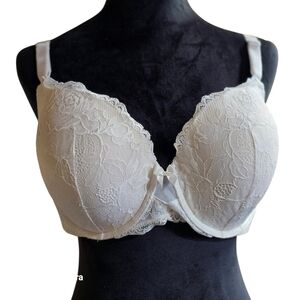 Torrid Curve Push Up T- Shirt Bra Size 42C White Lace